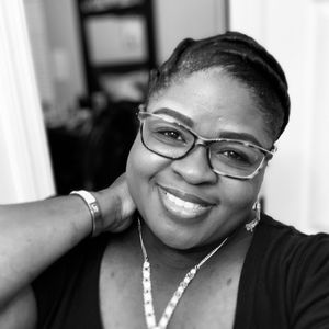 Meet your Posher, Toni